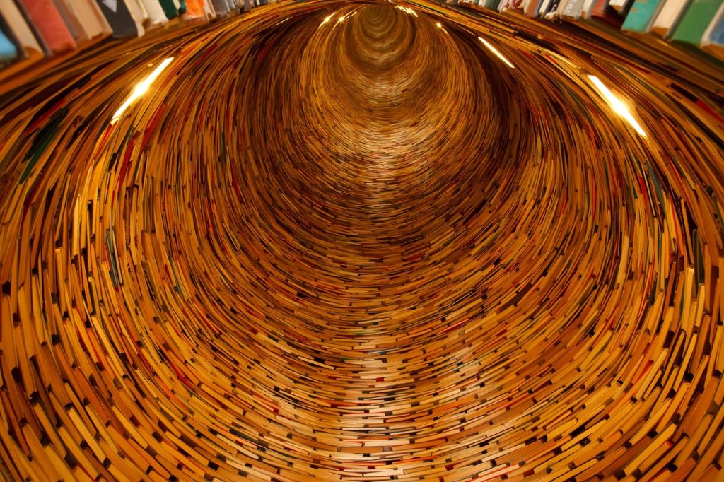 Books, tunnel, fantasy — How Slot Mechanics Keep Players Engaged